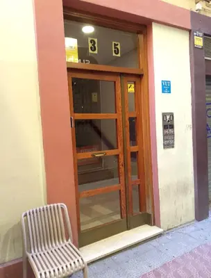 Fachada o entrada de Apartamento céntrico patio chill out-Prime video