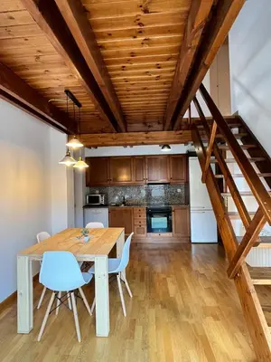 Una cocina o zona de cocina en Tu dúplex luminoso con vistas y confort - Erta 12