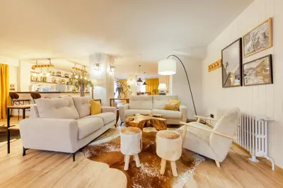 Zona de estar de Hotel Viella