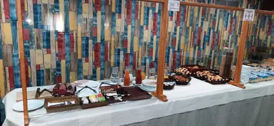 Comida en o cerca de este hotel