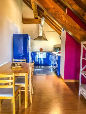 Una cocina o zona de cocina en IKUILU Ochagavia-Selva de Irati