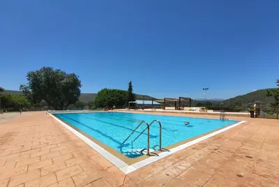 Piscina en o cerca de CAL MA Ponts