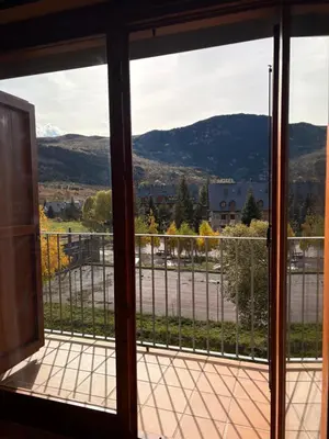 Vista general de una montaña o vista desde el apartamento