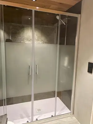 Un baño de Apartaran 407 con terraza