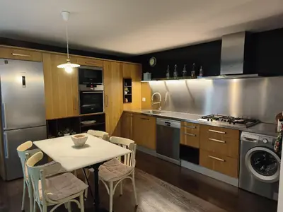 Una cocina o zona de cocina en CASA RURAL ALEGRE