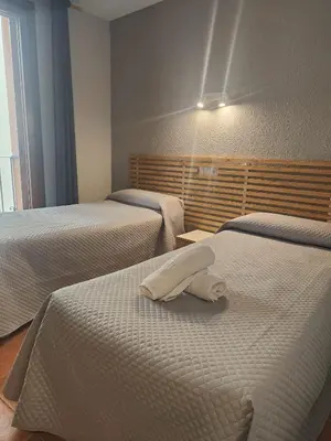 Cama o camas de una habitación en Hotel Acebo Plaza Mayor