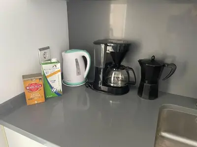 Utensilios para hacer té y café en Apartamento MEDIODIA - Parking incluido, céntrico y tranquilo